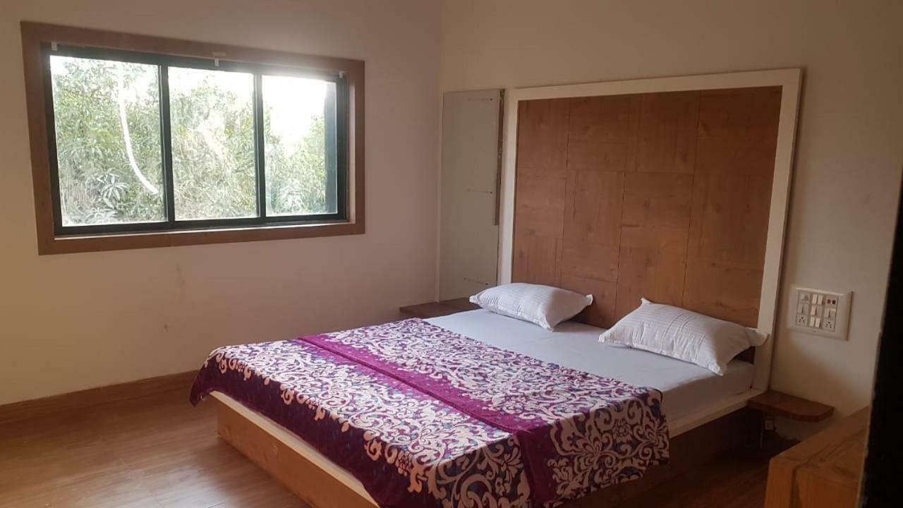 Houbara Resort Sasan Gir Bagian luar foto