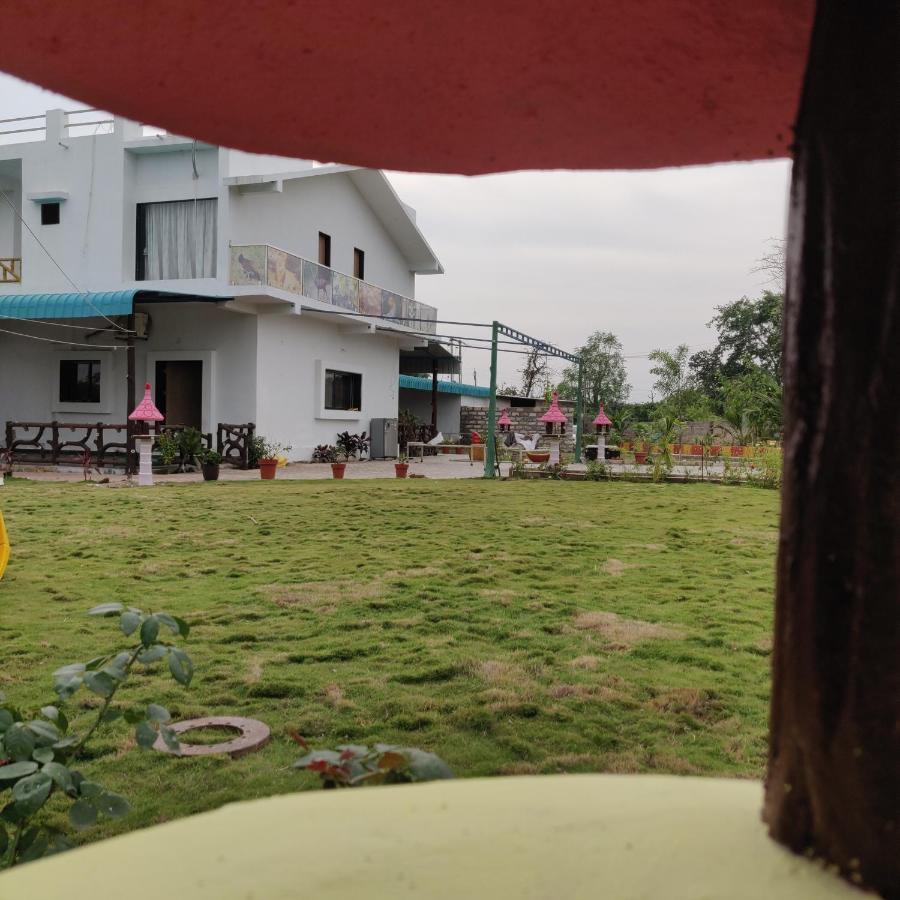 Houbara Resort Sasan Gir Bagian luar foto