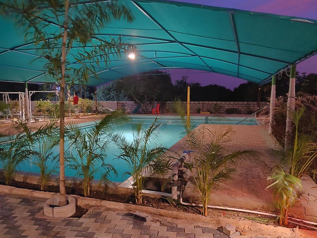 Houbara Resort Sasan Gir Bagian luar foto
