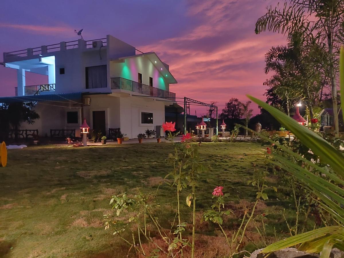 Houbara Resort Sasan Gir Bagian luar foto