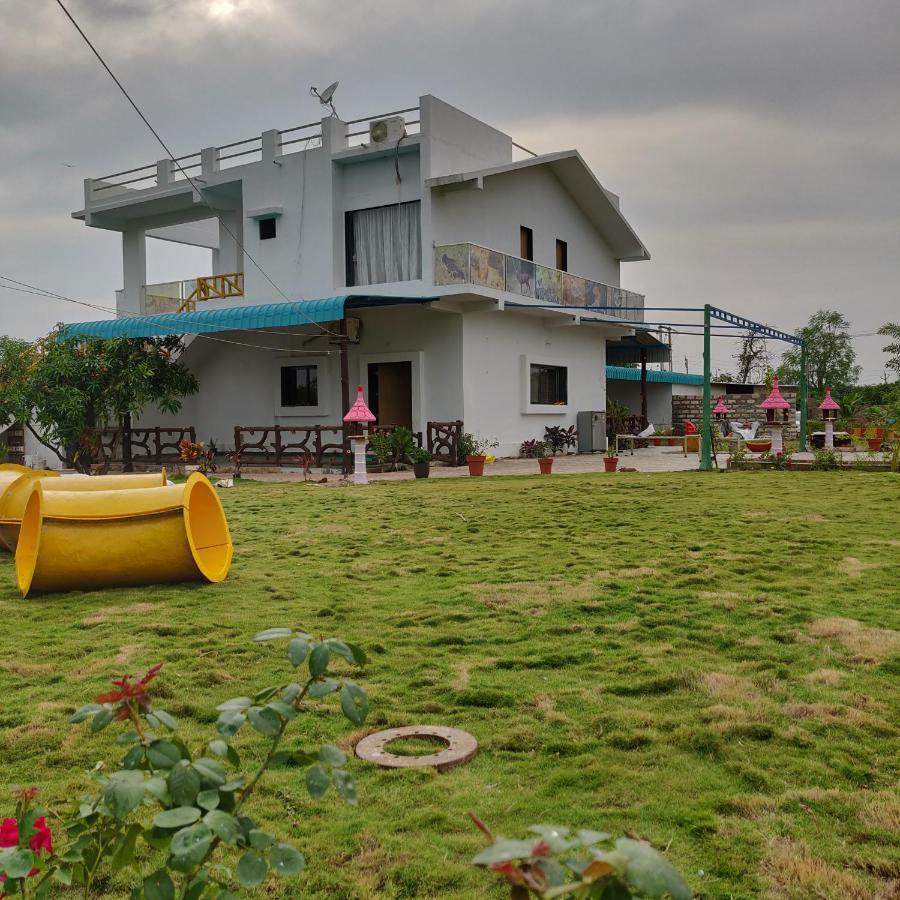 Houbara Resort Sasan Gir Bagian luar foto